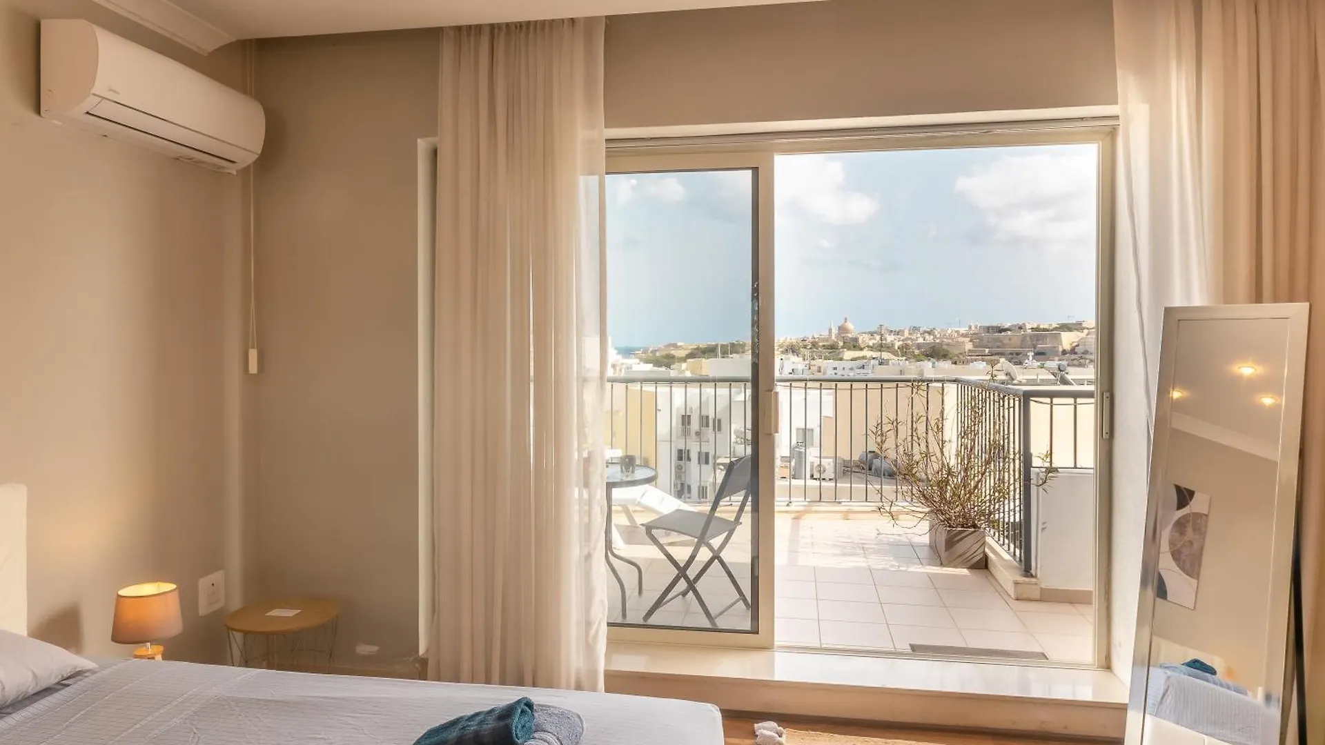 Modern And Comfortable Apart Savoy Garden - Happy Rentals Gzira